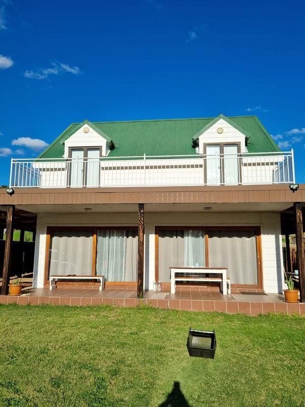 Beautiful 3 bedroom house for sale in Wemmershoek, Fraschhoek