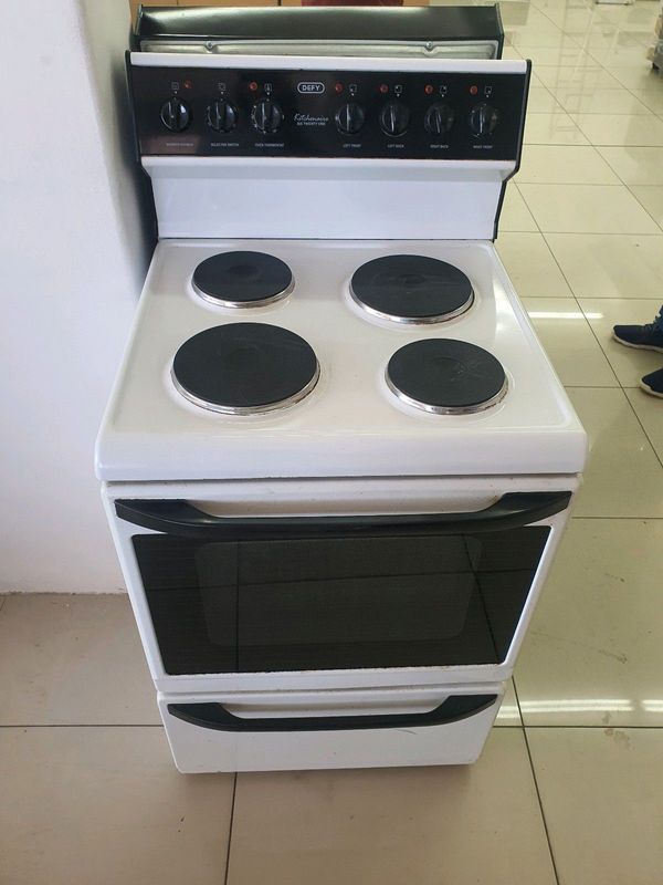 Defy 4 plate stove