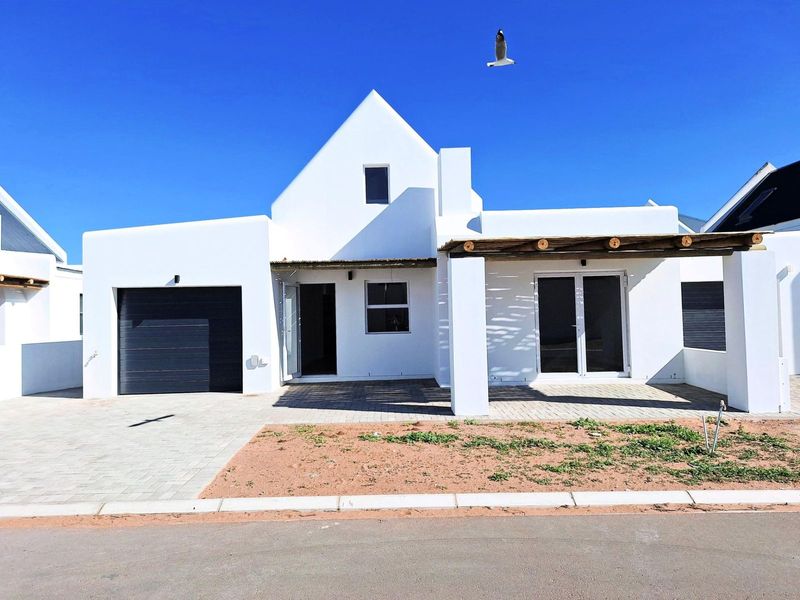 A newly built home in the popular Jacosbbaai Lifestyle Security Estate