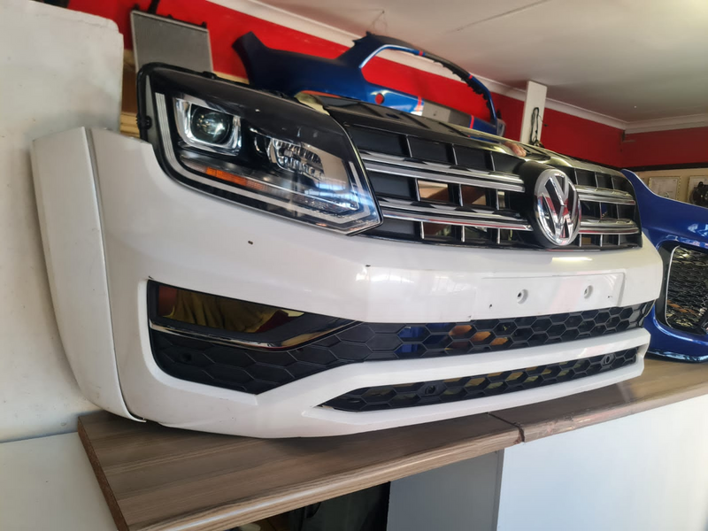 2018 VW AMAROK WHITE FRONT COMPLETE BUMPER WITH HEADLIGHT FOR SALE SUPER CLEAN