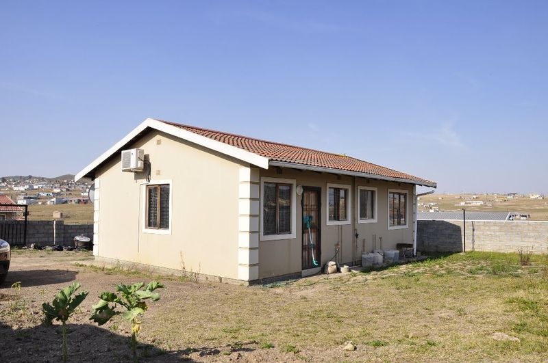 Starter Home in Ncambedlana