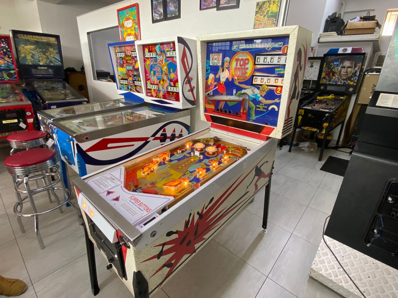 Top Score pinball machine, serviced and refurbished , a 2 player pinball by Gottlieb for sale