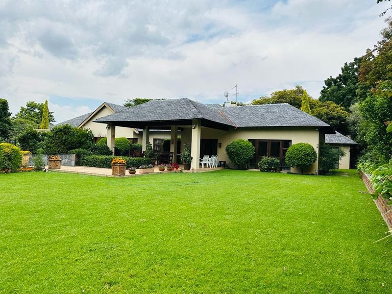 5 Bedroom House To Let in Bryanston