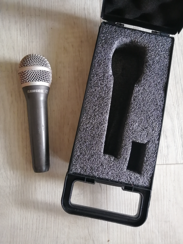 Samson Q7 microphone (Good condition) R500 NEG