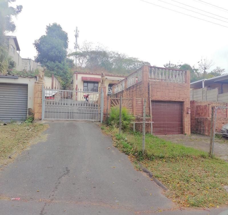 3 Bedroom House Situated on 1122 Sqm Of Land