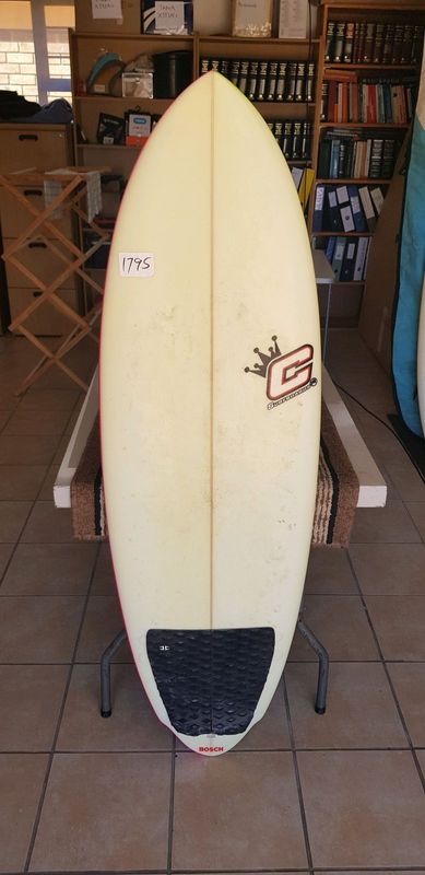 Clayton 5&#39;2 surfboard