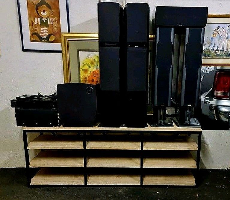 Sound Structures Style AV Stand