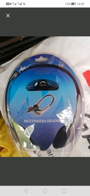 Multimedia Headset with mouthpiece. Working in an open plan office???