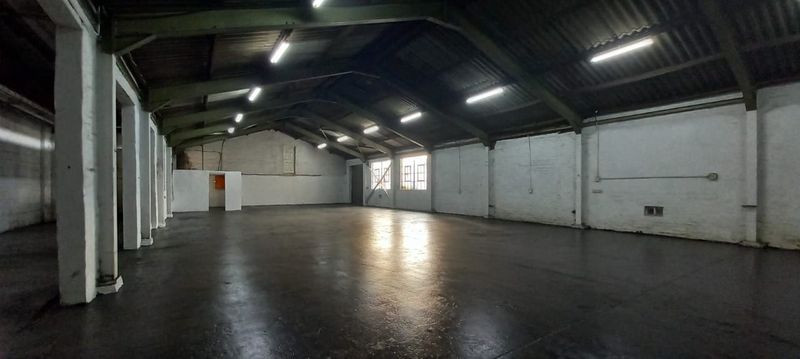 530m² Warehouse To Let in Jacobs
