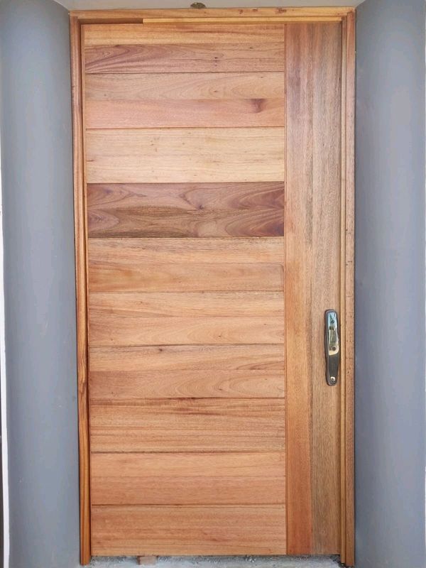 Carpenter Ballito, wooden door hanging and Repairs Salt Rock, Pivot doors Dolphin Coast, skirtings