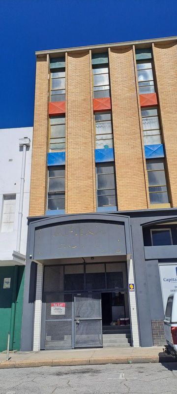 30m² Commercial To Let in North End at R1500.00 per m²