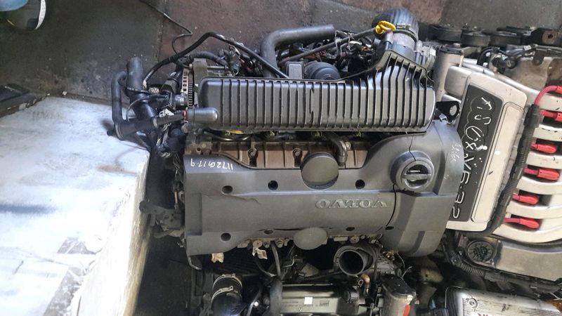 Volvo ,Ford Focus ST engine 2.5 available in stock now