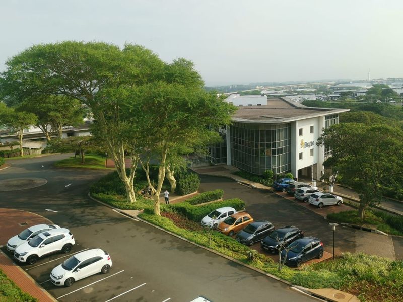 3 117m2 Office building available TO LET in La Lucia Ridge, Umhlanga