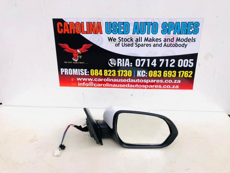 Kia Seltos right side electronic side mirror with indicator