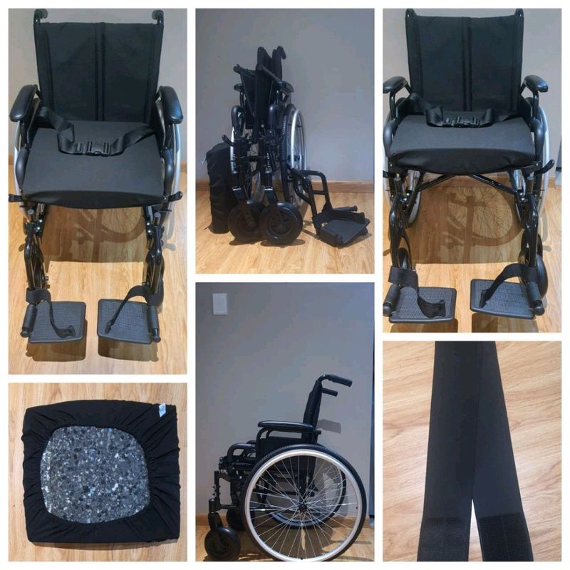 Lightweight manual fold up Wheelchair max weight &#39;95kg&#39;s