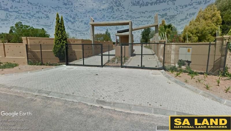 Student Housing or Conventional Apartments  Opportunity  opposite Monash University Ruimsig  !