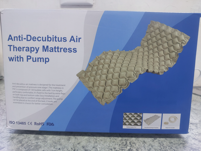 Therapy air mattress  and pump