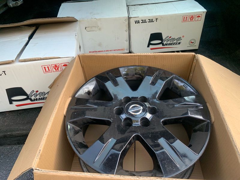 17 inch nissan navara mags