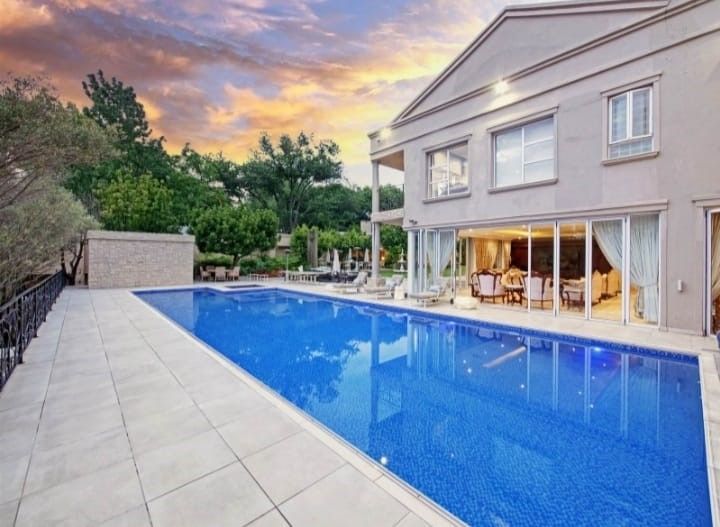 7 bedroom House For Sale in Hyde Park Sandton