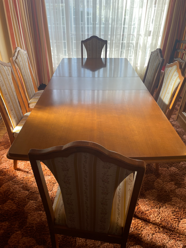 dining room table and chairs