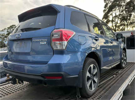 2016 subaru forester stripping  for spares