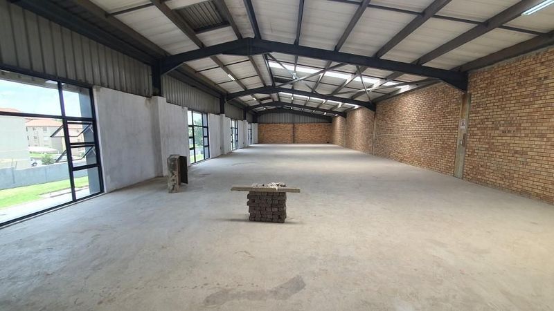 460m² Industrial To Let in Ormonde at R45.00 per m²