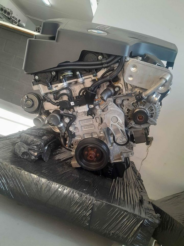Used BMW N20B20 2.0 Turbo 4 series 135kw-F32 Engine for sale in prestine condition.