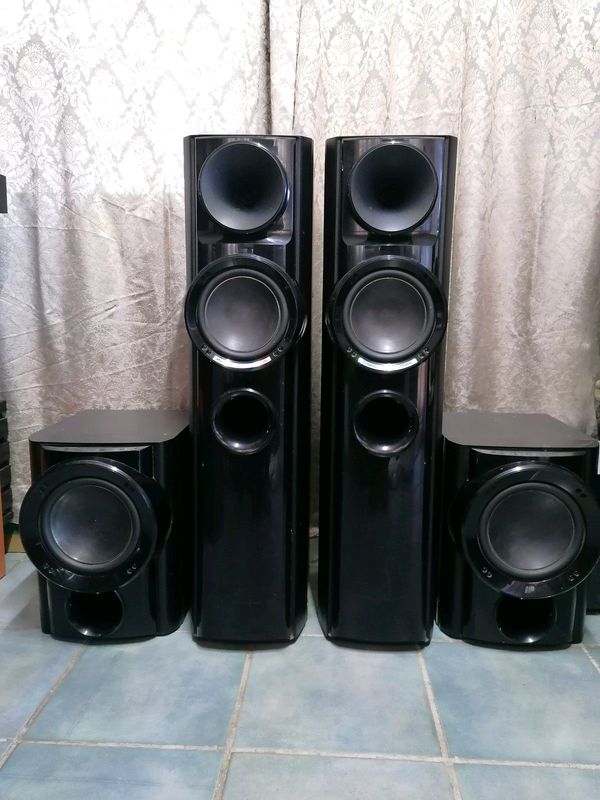 Powerful LG tallboys &amp; Subwoofers. No amplifier