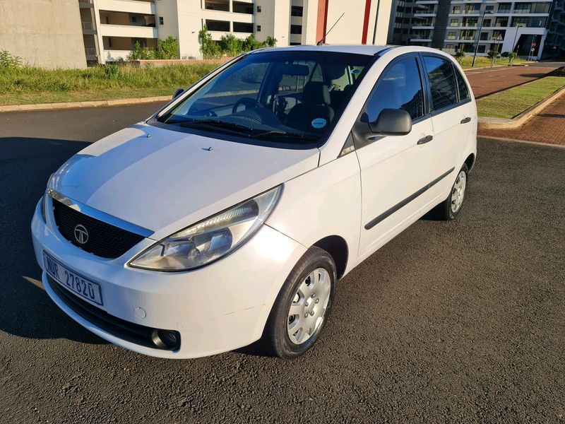 Tata indica Vista safire