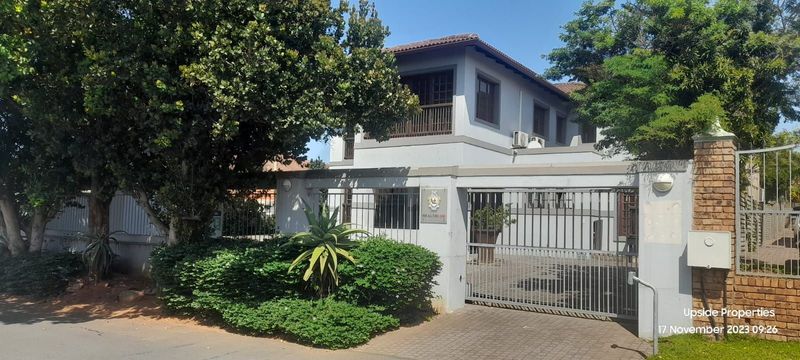 600m2 Standalone office building available FOR SALE in Durban North