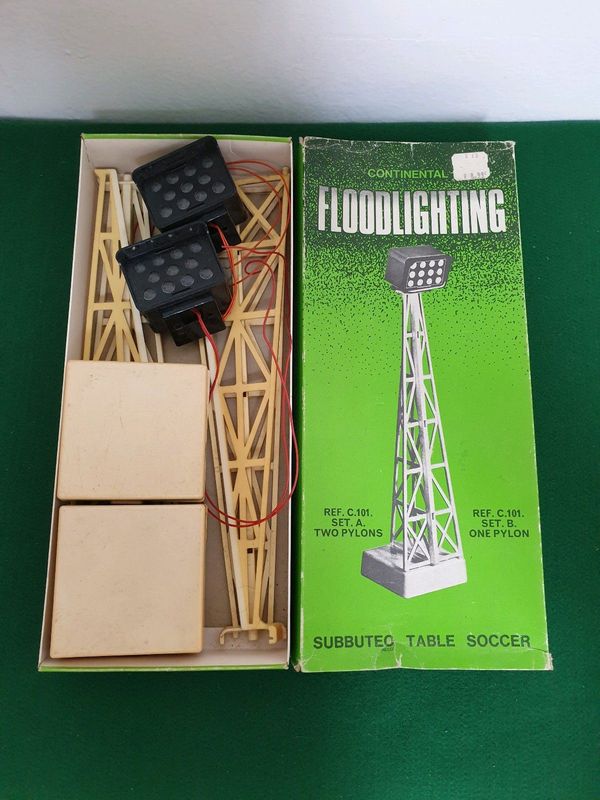 Subbuteo Floodlights Set A Ref C101