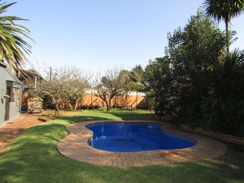 Stunning Family Home with Pool and Granny Flat!