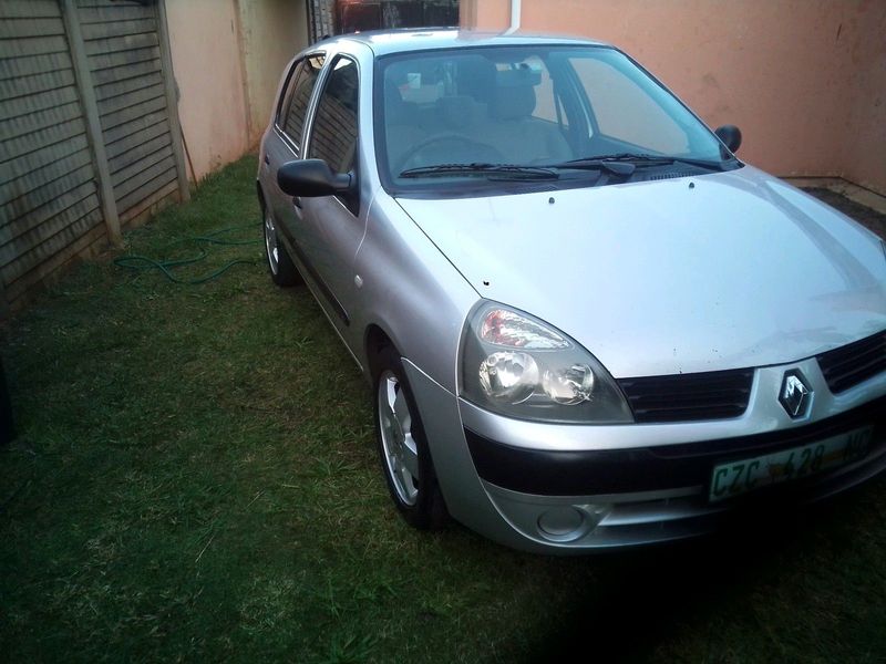 Renault Clio 2 A/T 2006