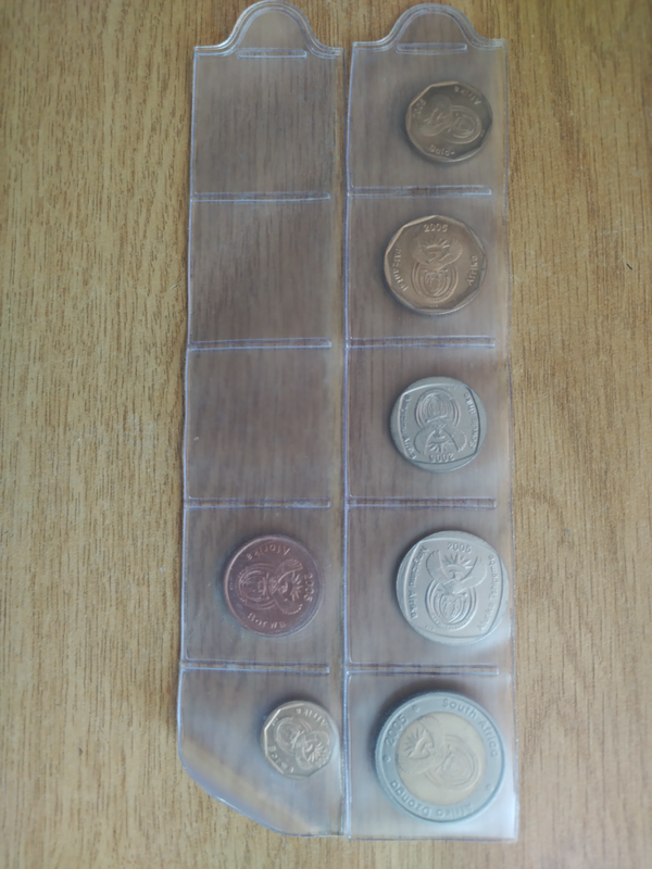 2005 Mint coin pack. Untouched in Mint Condition.