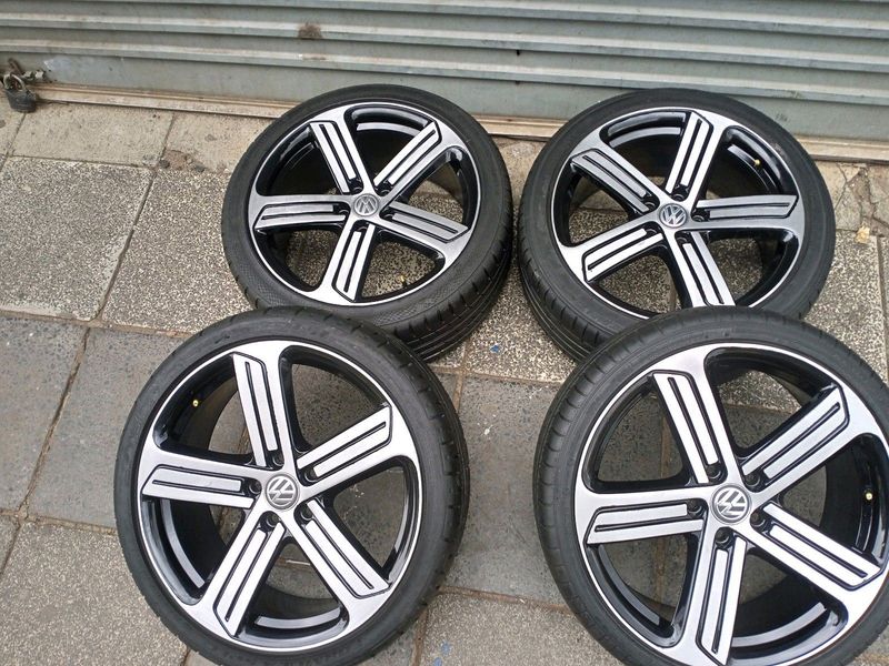 19 inch golf rims and tyres.