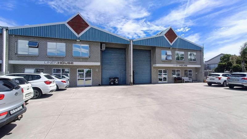 450sqm Warehouse TO LET in Montague Gardens
