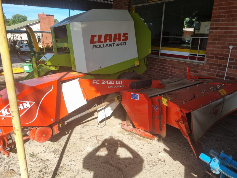 Kuhn FC 2430 G11 Snyer / Mower Conditioner For Sale (009550)