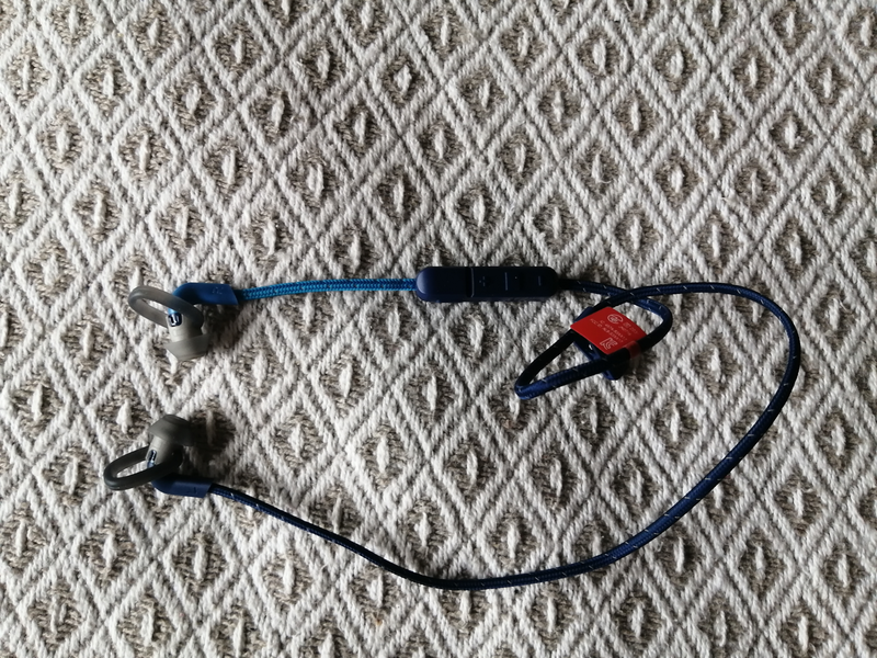 Gym wireless earbuds R100