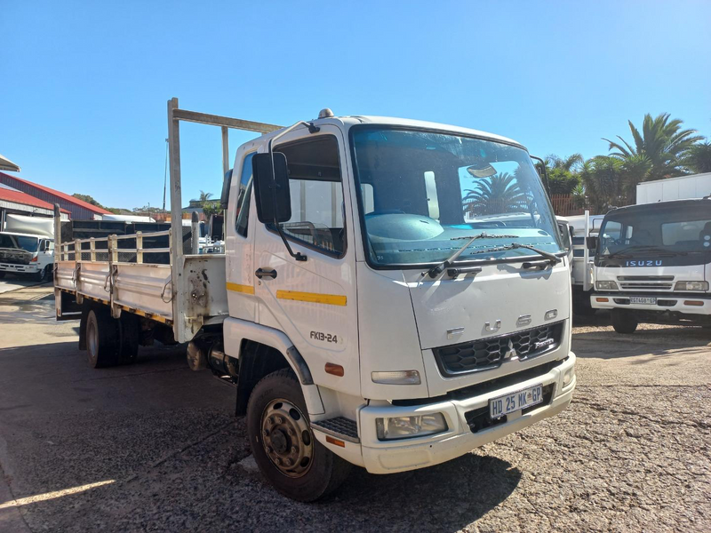 Grab the opportunity to own a dependable truck - FUSO FK13-240 8TON Dropside Body and Taillift