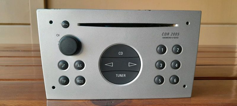 2005 Opel Corsa Gamma Factory fitted Radio CD player for sale