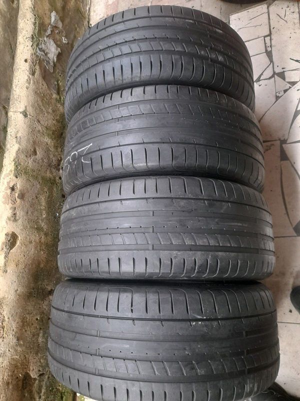 Fairly used Tyres 4 X 255/50/R1