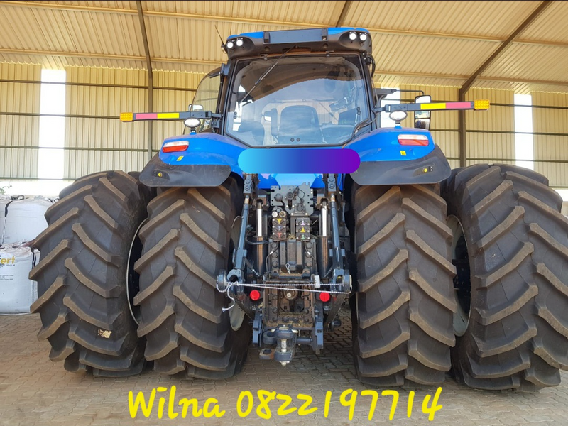 2023 New Holland T8.410 GENESIS Tractor 4x4 For Sale (ONLY 199 HOURS)