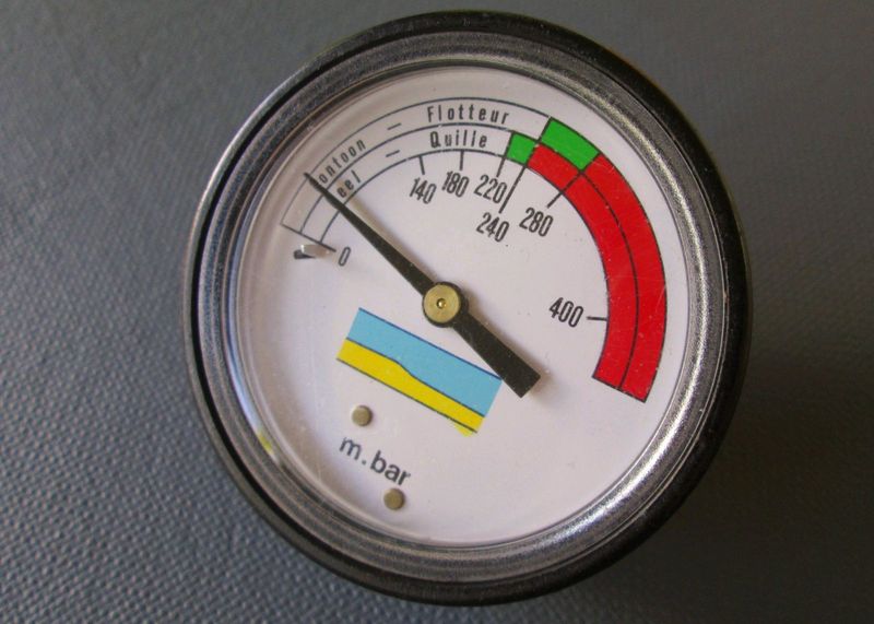 Pressure meter for inflatables boat rubberduck dinghy Zodiac