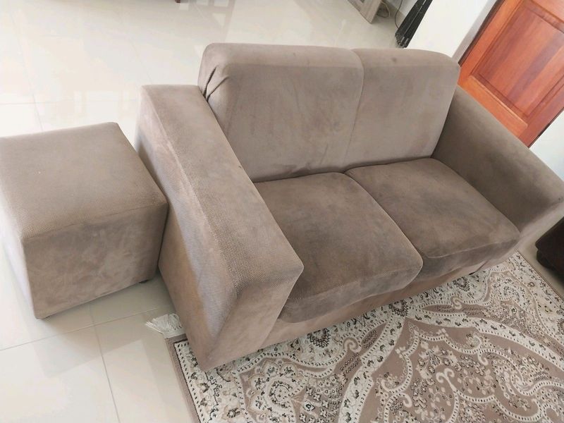 Suede couch with ottoman in excellent condition Collection in edgemead