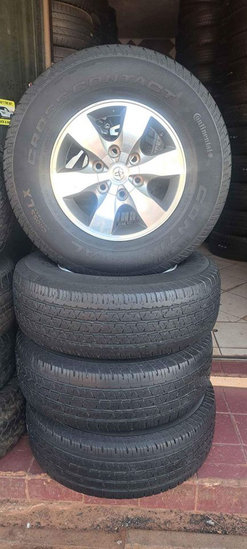 A set of 16inch rims and tyres for Toyota hilux