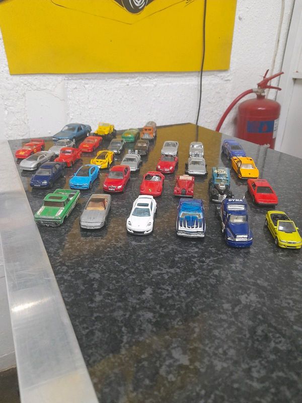 32 Cars 43Apr24