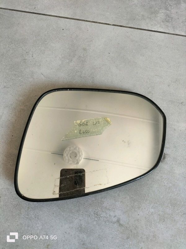 Toyota Hilux GD6 left side mirror glass R450