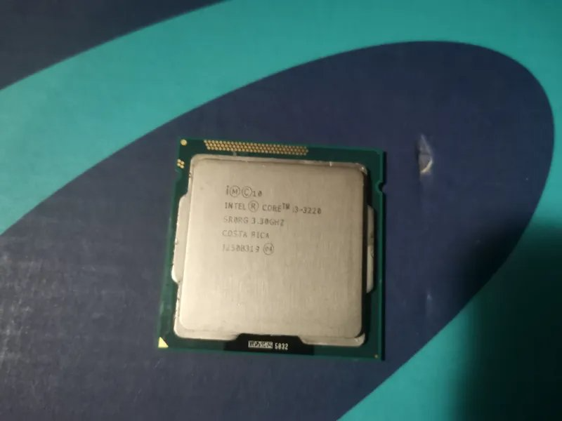 Intel i3-3220 CPU