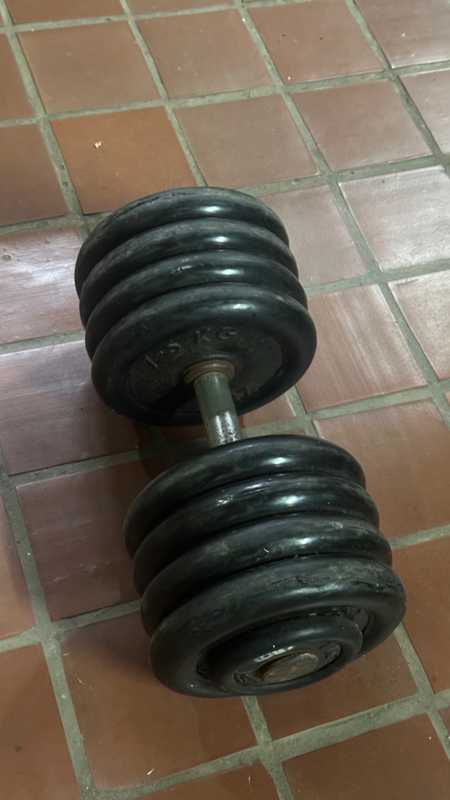 Weights - Ad posted by Que K