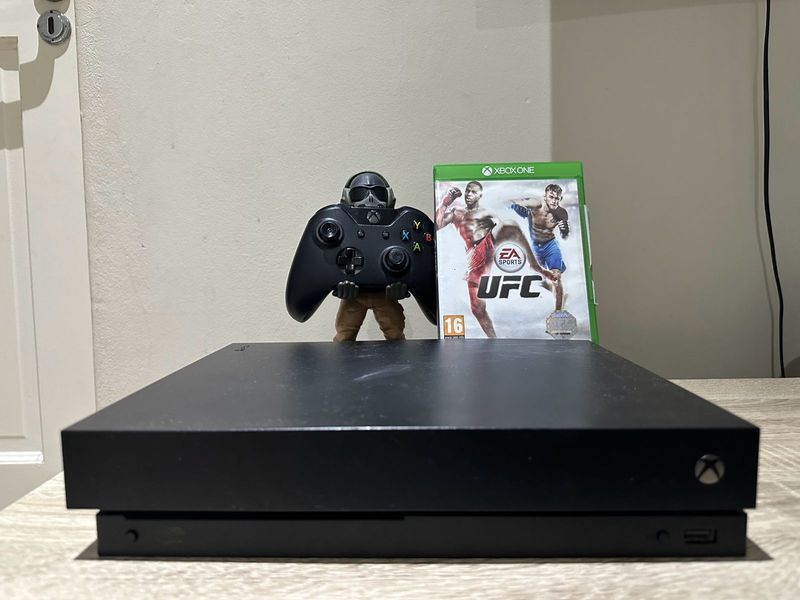 Xbox One X